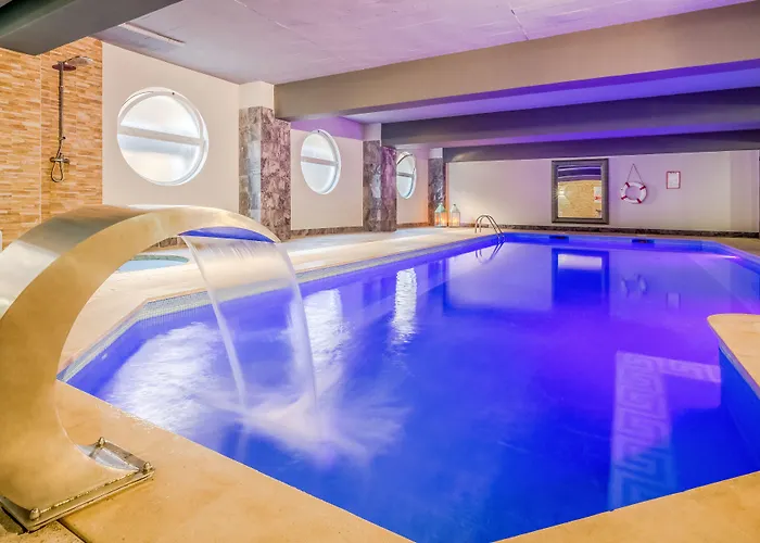 Hôtel pour familles: Luna Hotel Da Oura